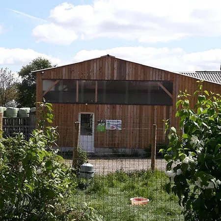 La Ferme Buissonniere * La Lande-de-Louge