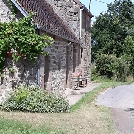La Ferme Buissonniere * La Lande-de-Louge